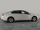 2020-volkswagen-passat-15-tsi-se-nav-saloon-4d-small-10
