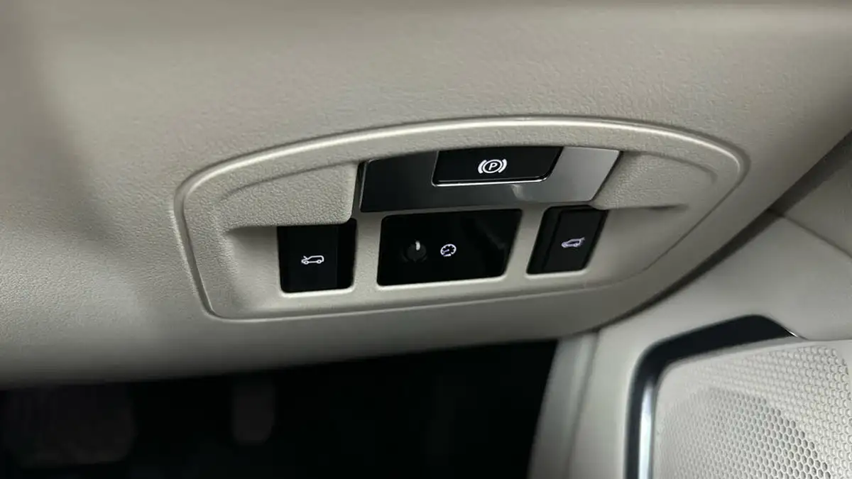 2021-jaguar-i-pace-ev400-hse-big-26
