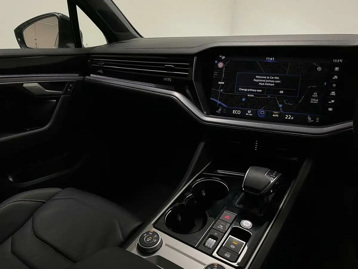 2020-volkswagen-touareg-30tdi-black-edition-286ps-big-15