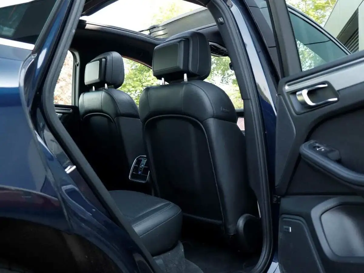 2019-porsche-macan-30-v6-s-big-25