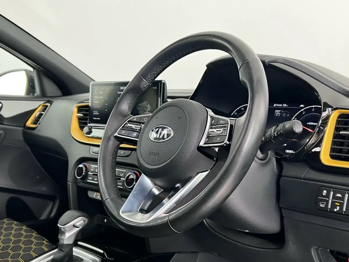2020-kia-xceed-14-t-gdi-first-edition-dct-big-10