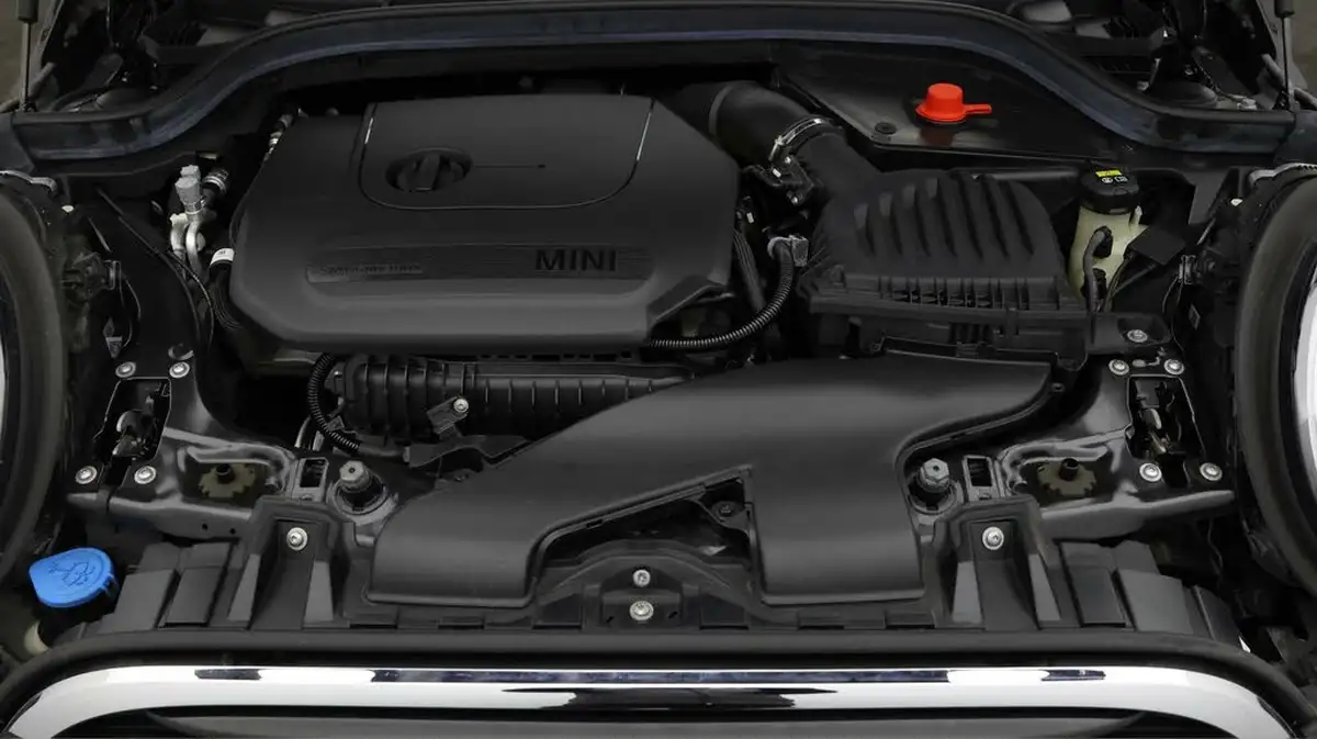 2020-mini-countryman-15-cooper-classic-big-18