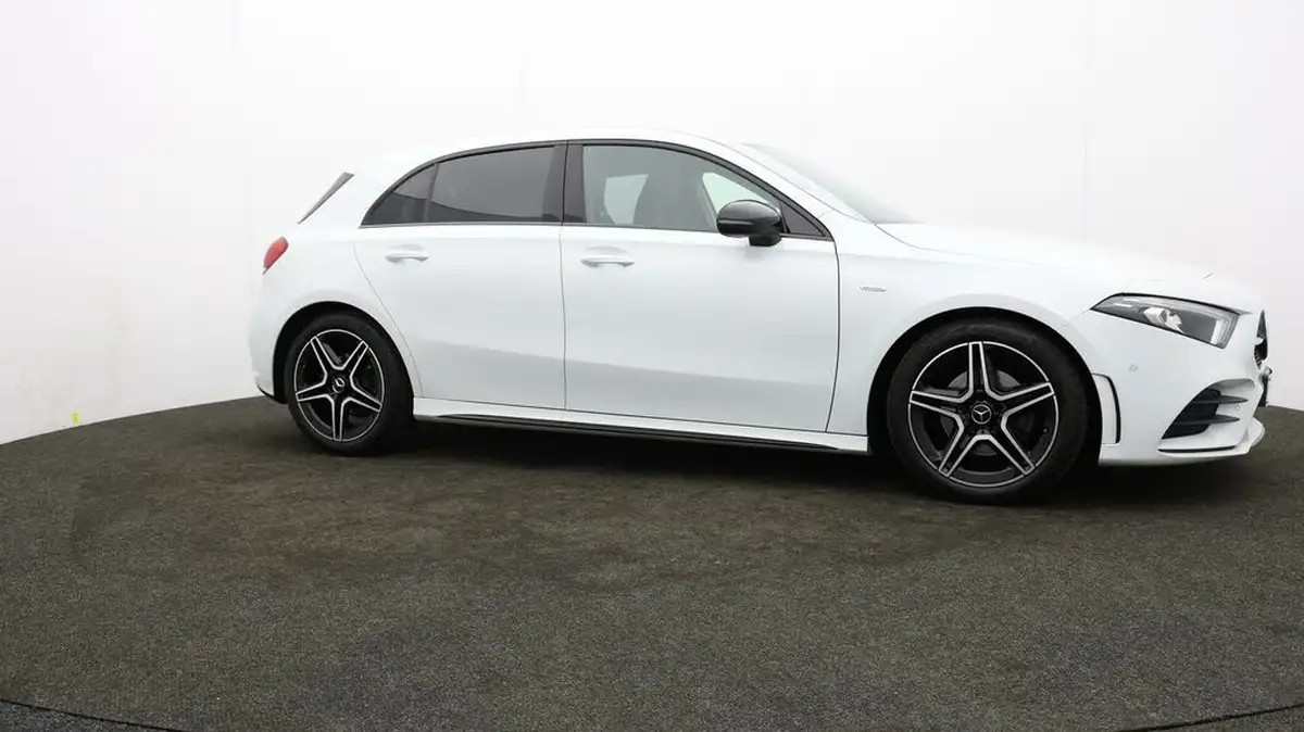 2022-mercedes-benz-a-class-13-a180-amg-line-executive-edition-hatchback-5d-7g-dct-big-37