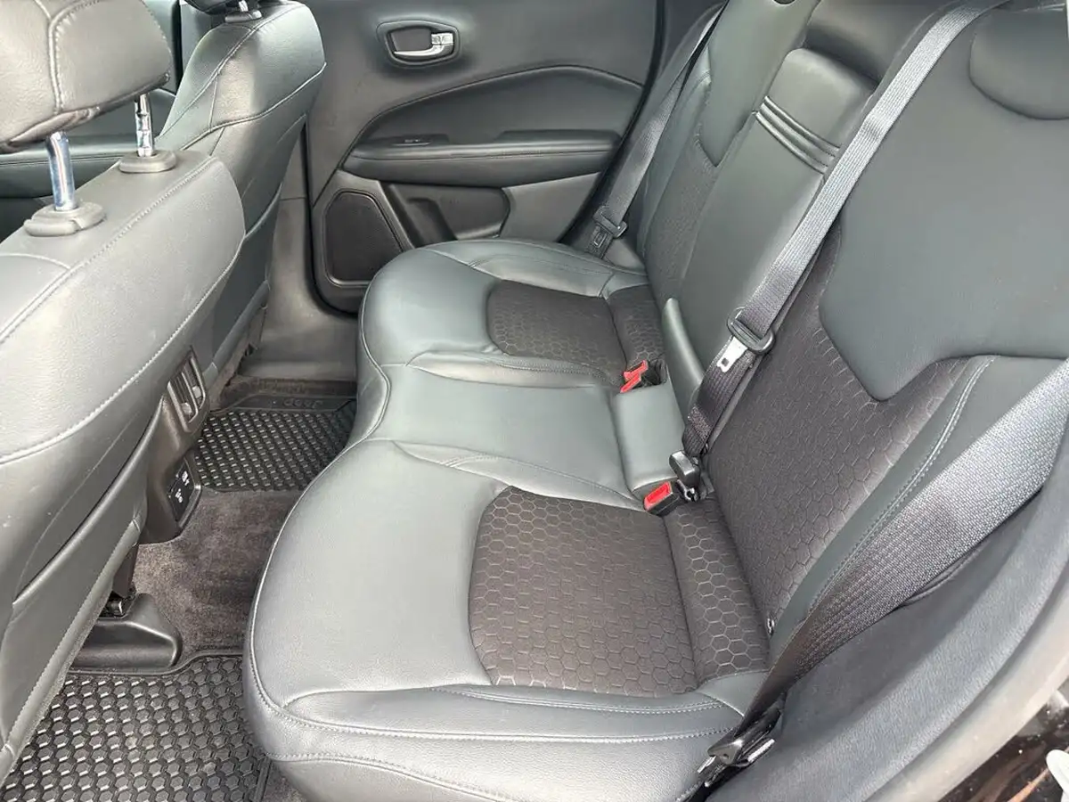 2021-jeep-compass-14-multiair-ii-night-eagle-big-27
