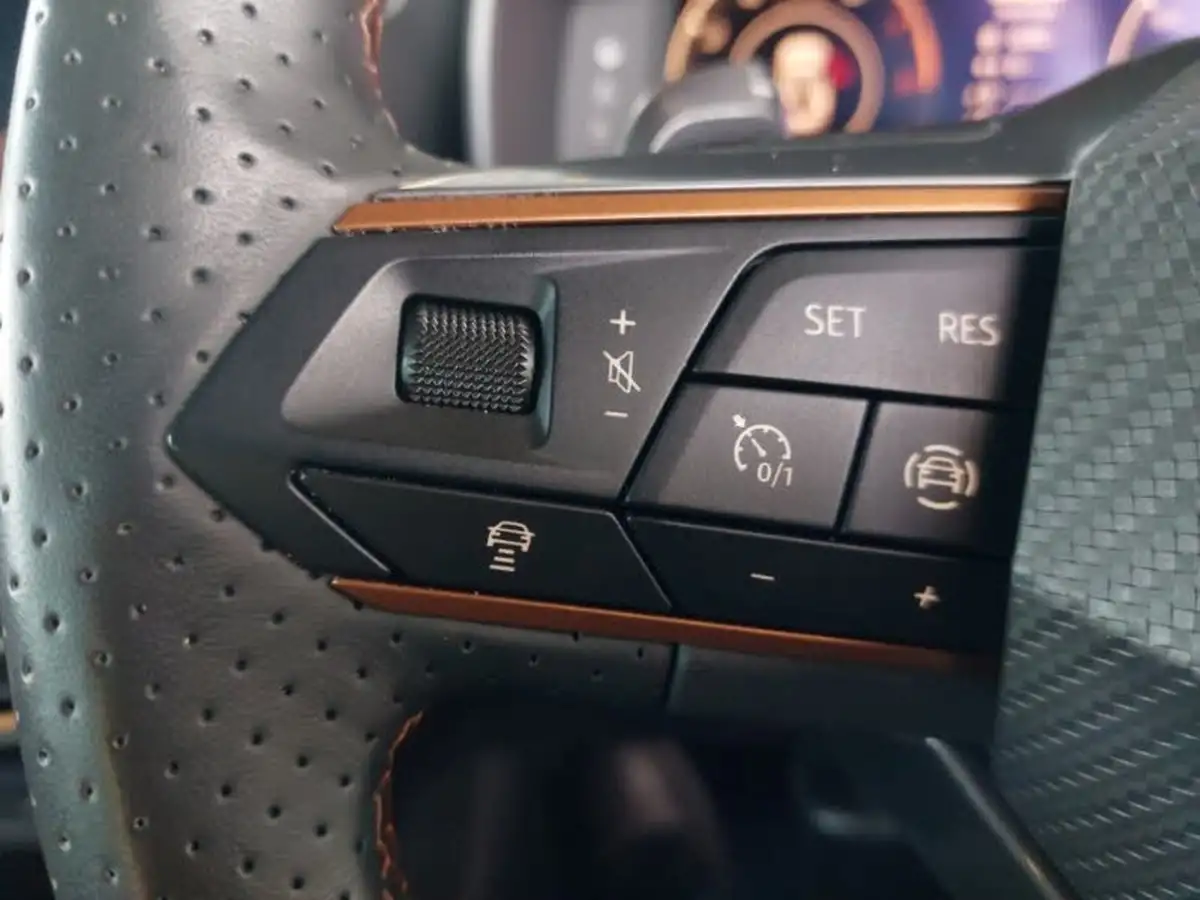 2024-cupra-formentor-15-tsi-v2-dsg-big-9