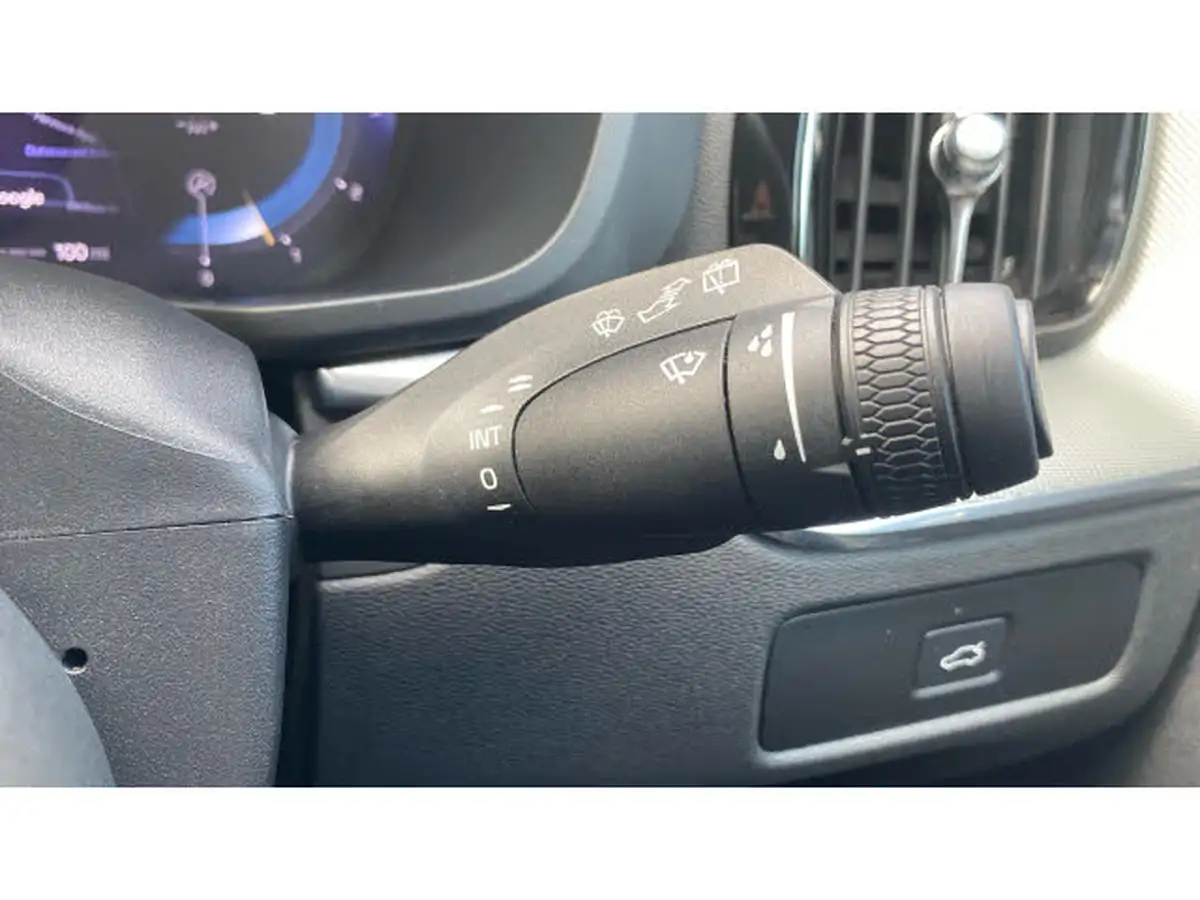 2023-volvo-xc60-20td-b4-plus-big-23