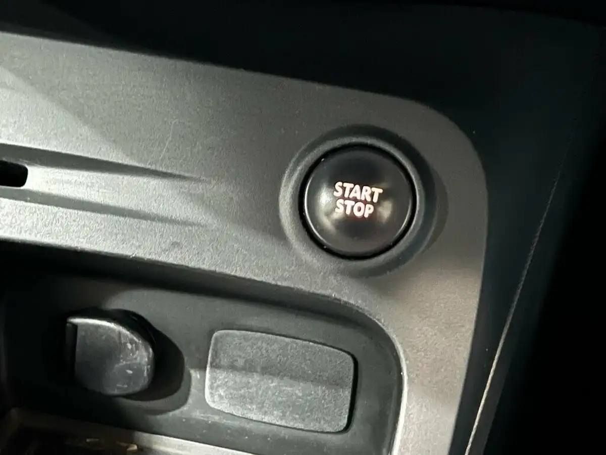 2015-renault-captur-09-dynamique-big-25