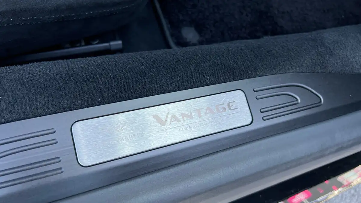 2021-aston-martin-vantage-40-v8-vantage-coupe-auto-big-20