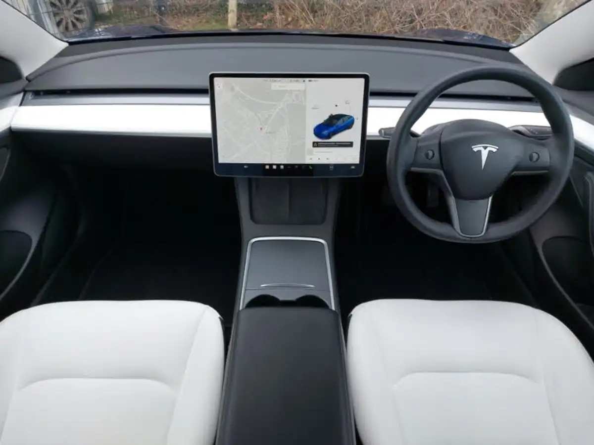 2021-tesla-model-3-e-long-range-awd-big-2