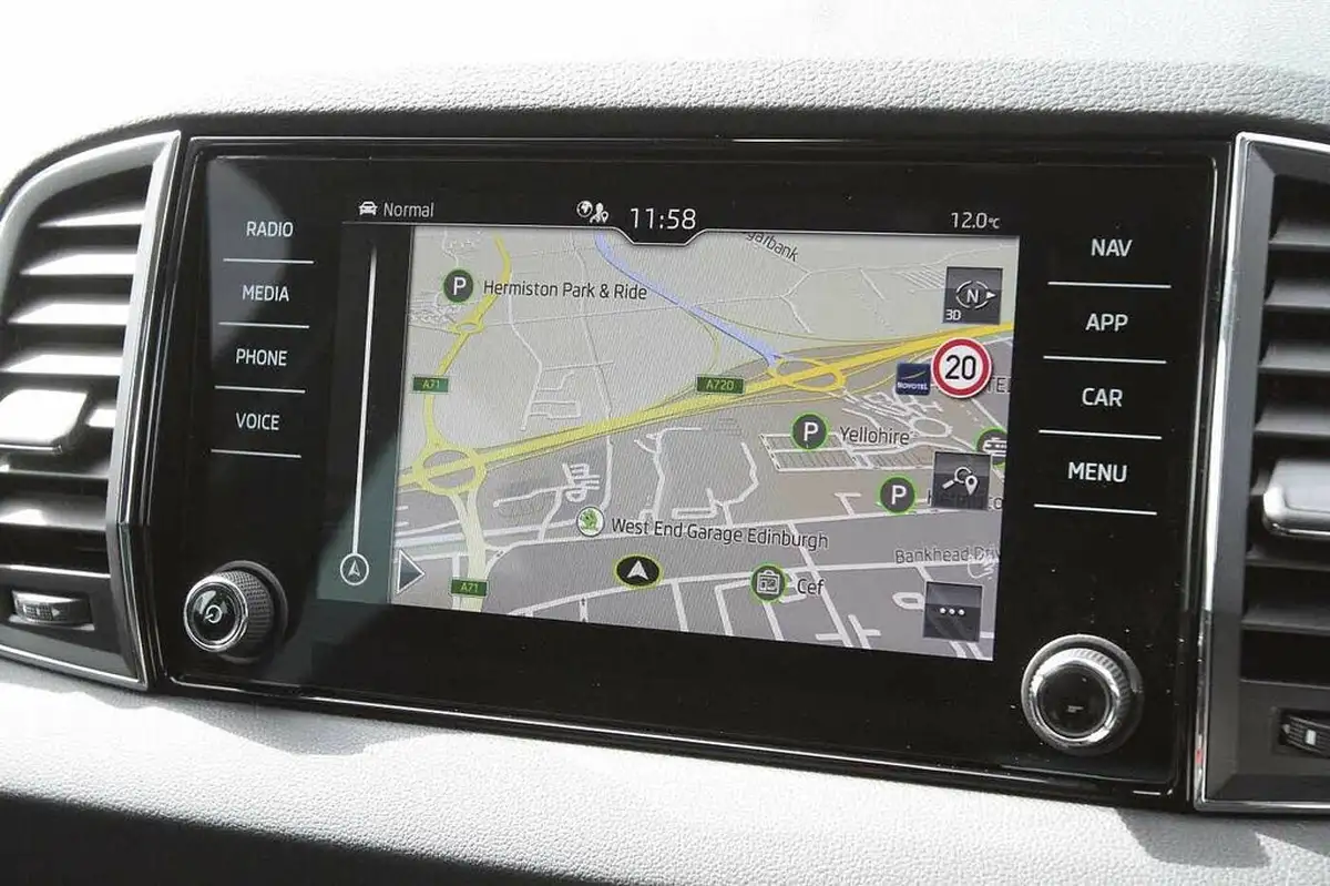 2024-skoda-karoq-10-tsi-se-l-edition-big-15