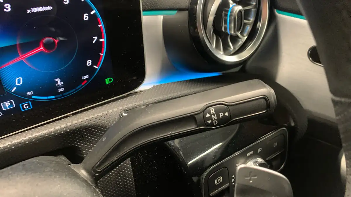 2020-mercedes-benz-cla-13-cla-180-amg-line-premium-coupe-4d-big-27