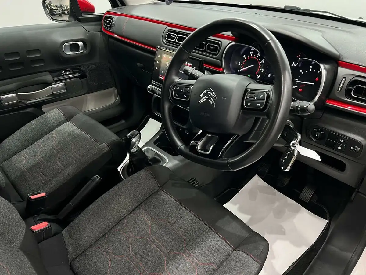 2017-citroen-c3-12-puretech-flair-82ps-big-19