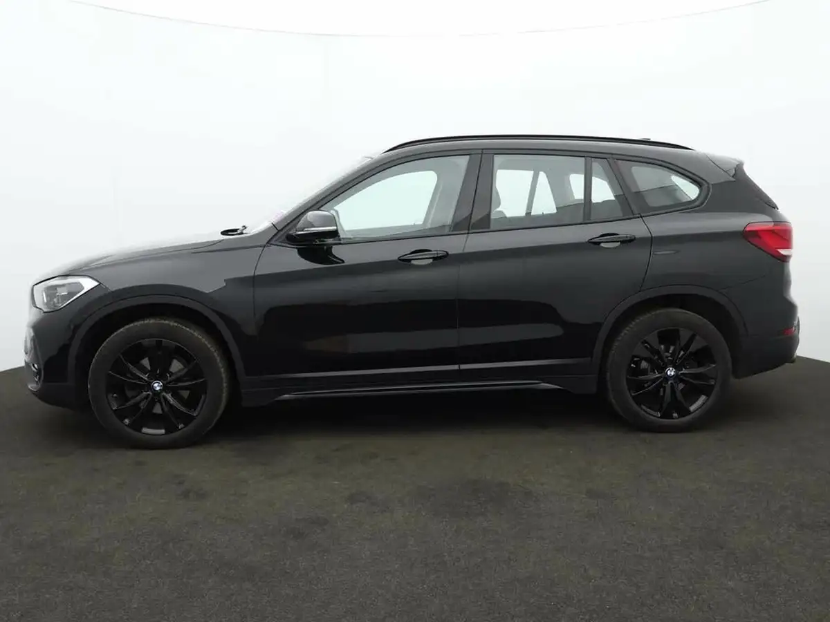 2021-bmw-x1-15-sdrive18i-sport-big-3