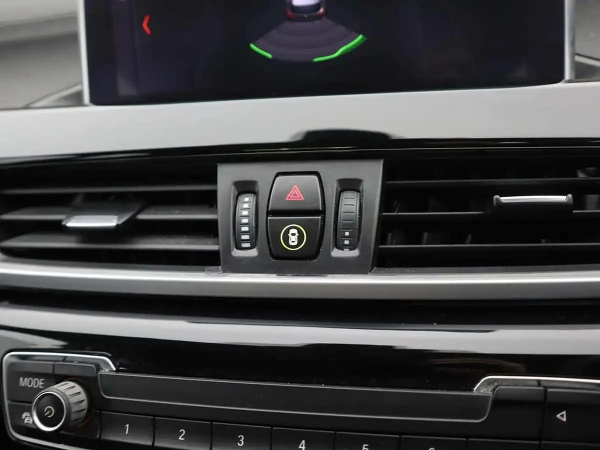 2021-bmw-x1-15-sdrive18i-sport-big-18