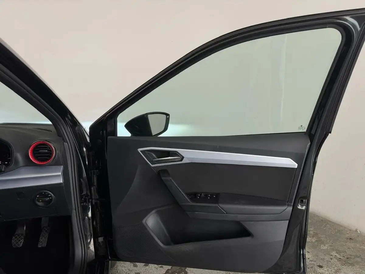 2023-seat-arona-10-tsi-fr-big-14