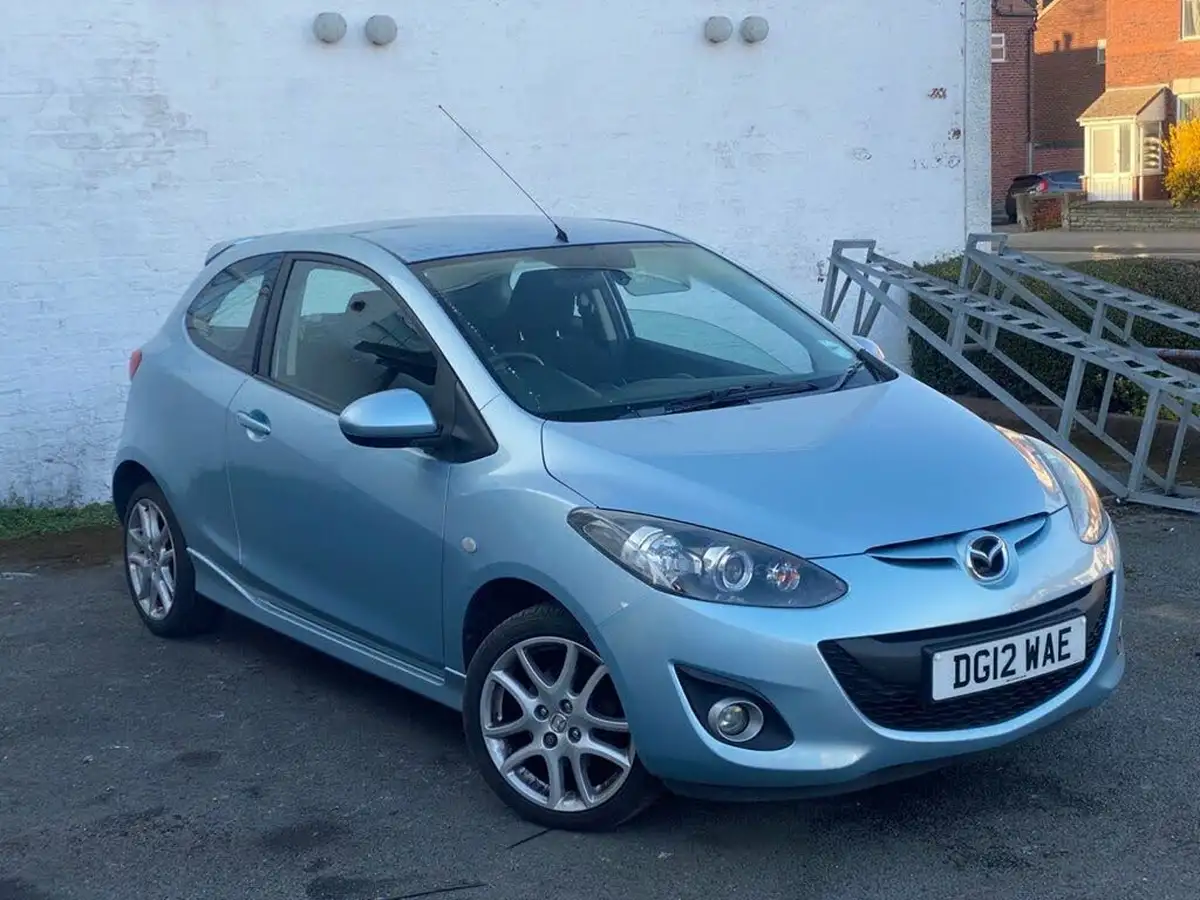 2012-mazda-mazda2-15-sport-102bhp-3d-big-1