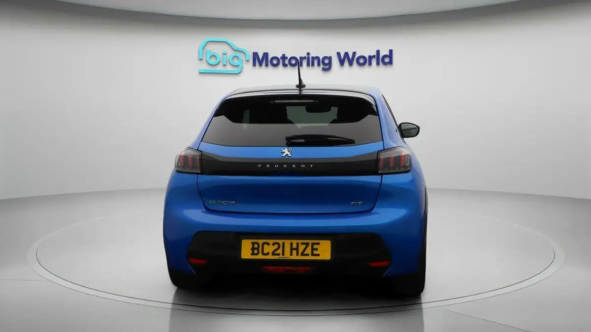 2021-peugeot-208-e-gt-50kwh-big-6