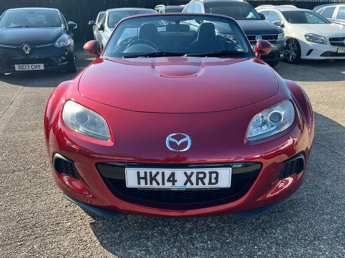 2014-mazda-mx-5-18-roadster-se-big-1