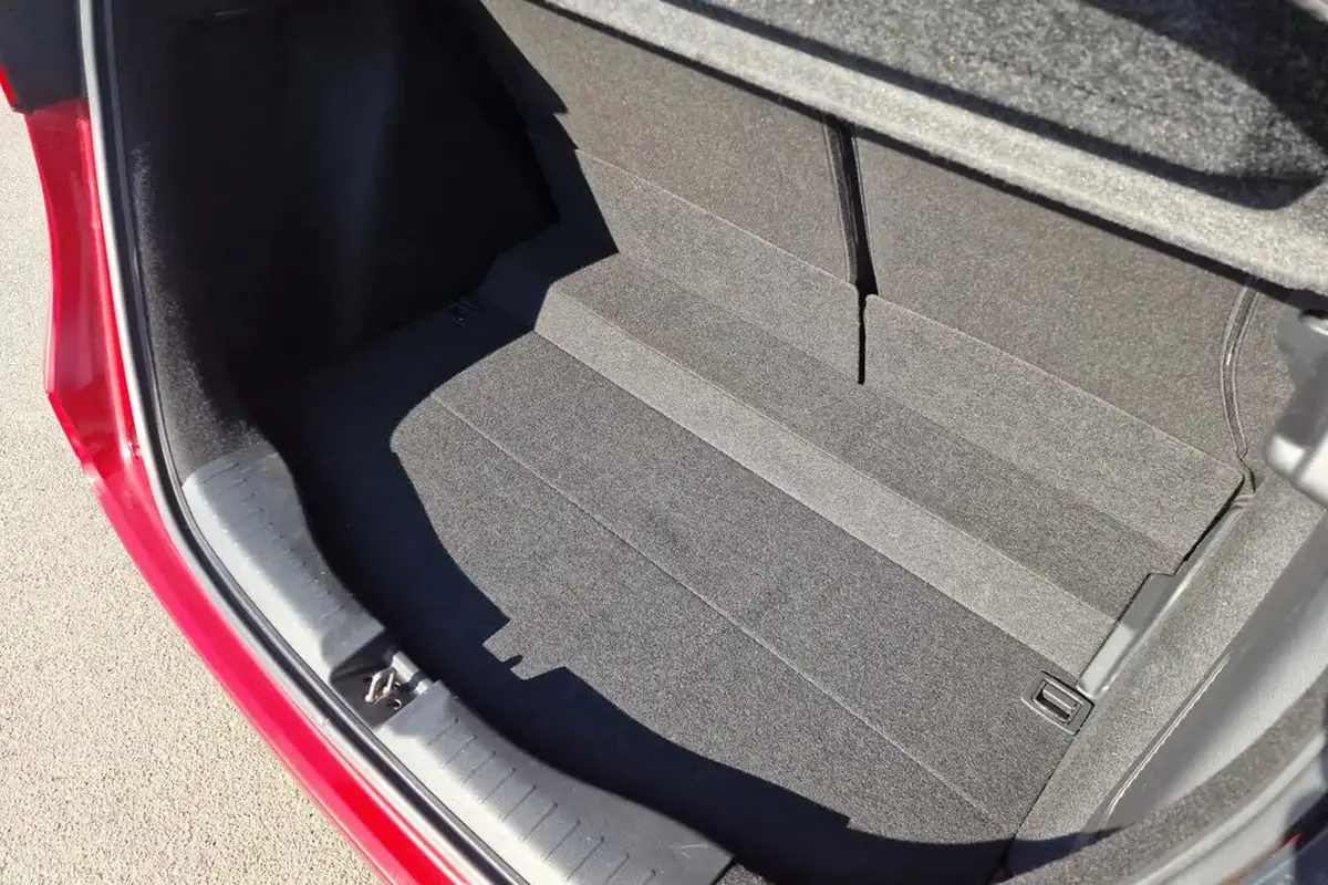 2022-honda-jazz-15-i-mmd-ex-107ps-big-14