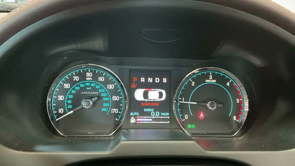 2013-jaguar-xf-30td-premium-luxury-ss-saloon-4d-auto-big-11