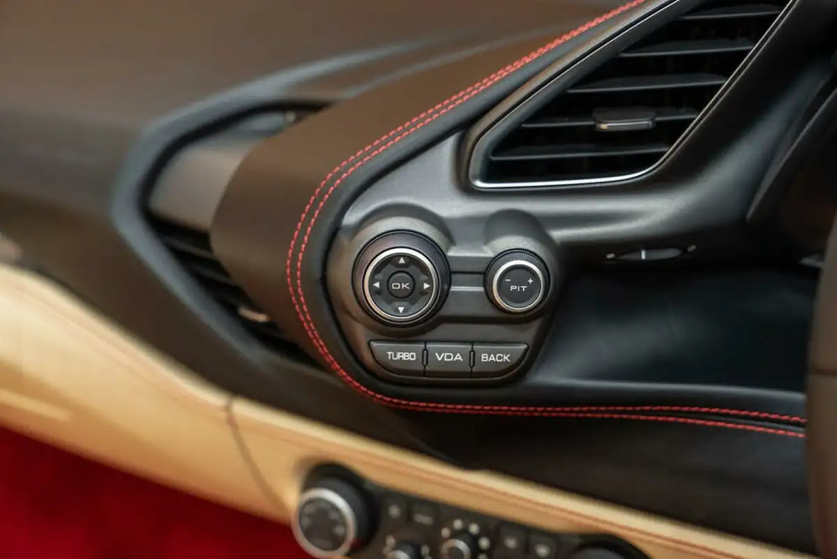 2017-ferrari-488-39-488-spider-big-21
