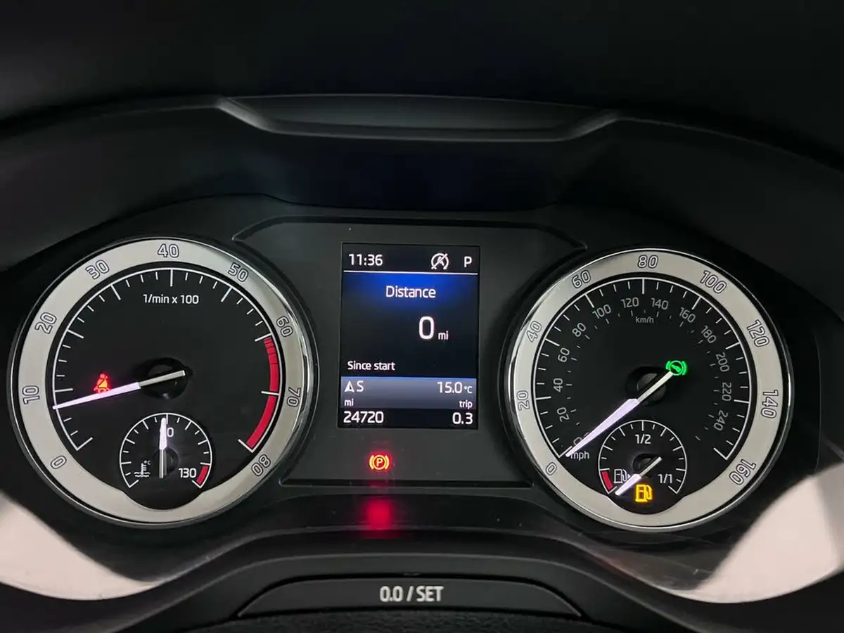 2018-skoda-karoq-15-tsi-edition-ss-dsg-big-15