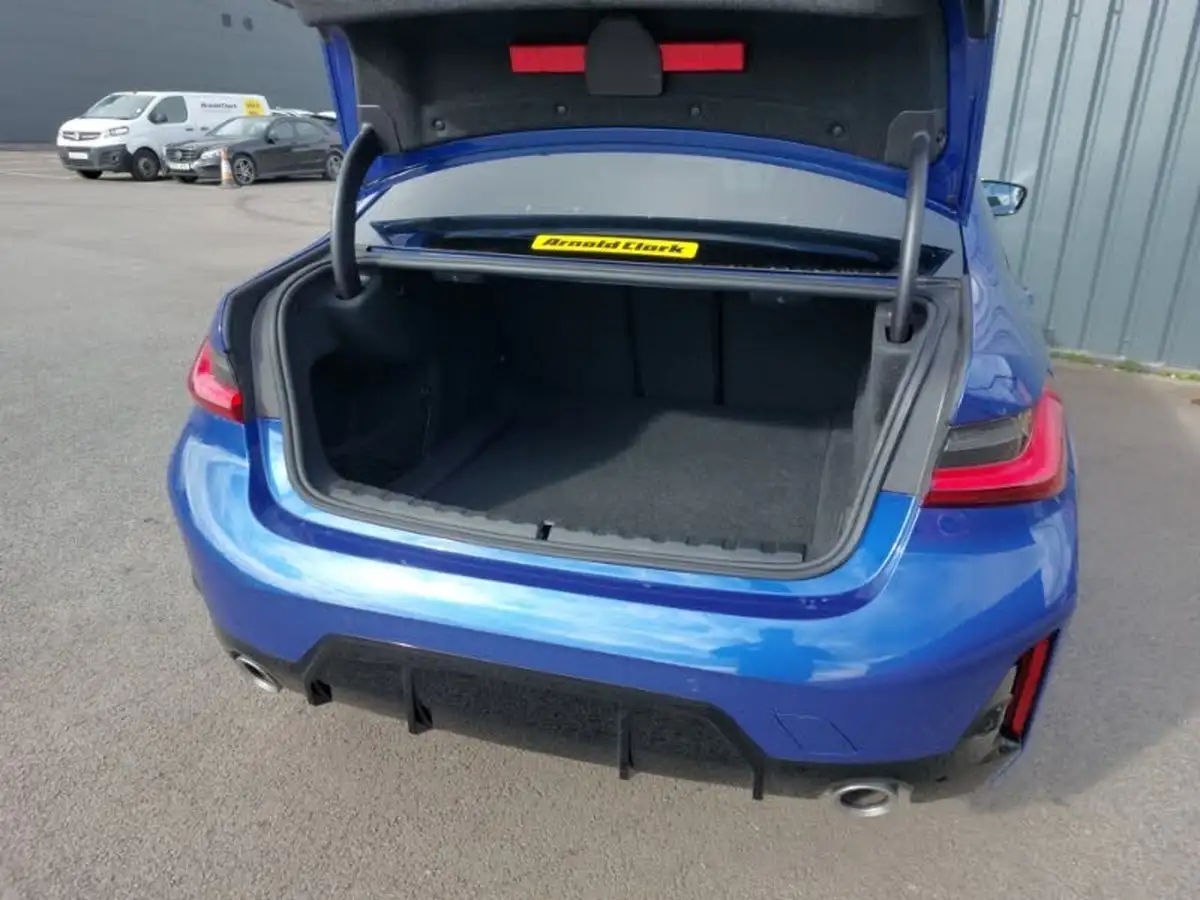 2024-bmw-3-series-20-320i-m-sport-saloon-4d-big-7