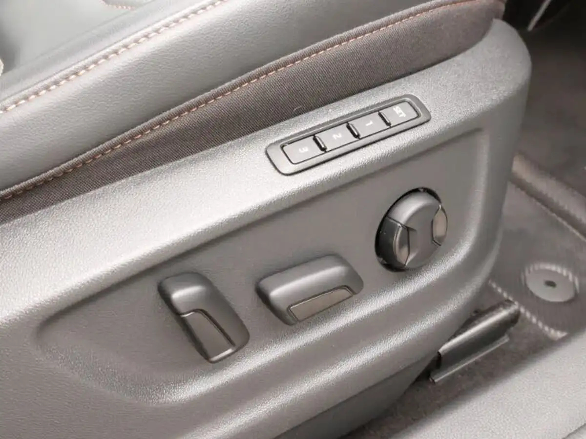 2024-cupra-ateca-15-ecotsi-v2-big-18