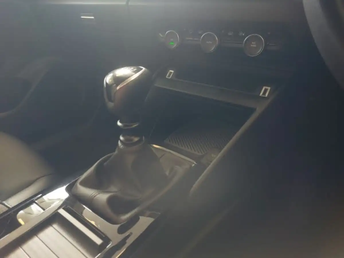 2021-citroen-c4-12-puretech-sense-plus-big-9