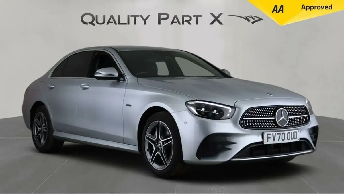 2020-mercedes-benz-e-class-20d-e300de-amg-line-edition-eq-power-saloon-4d-big-0