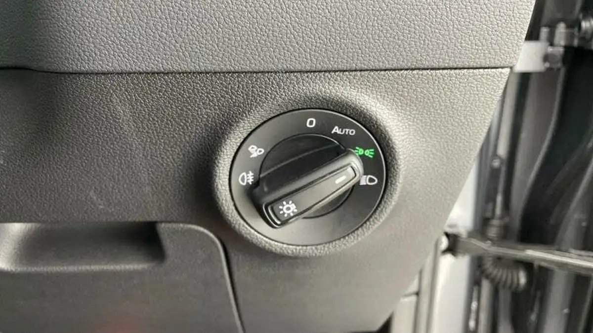 2023-skoda-karoq-15-tsi-sportline-dsg-big-19