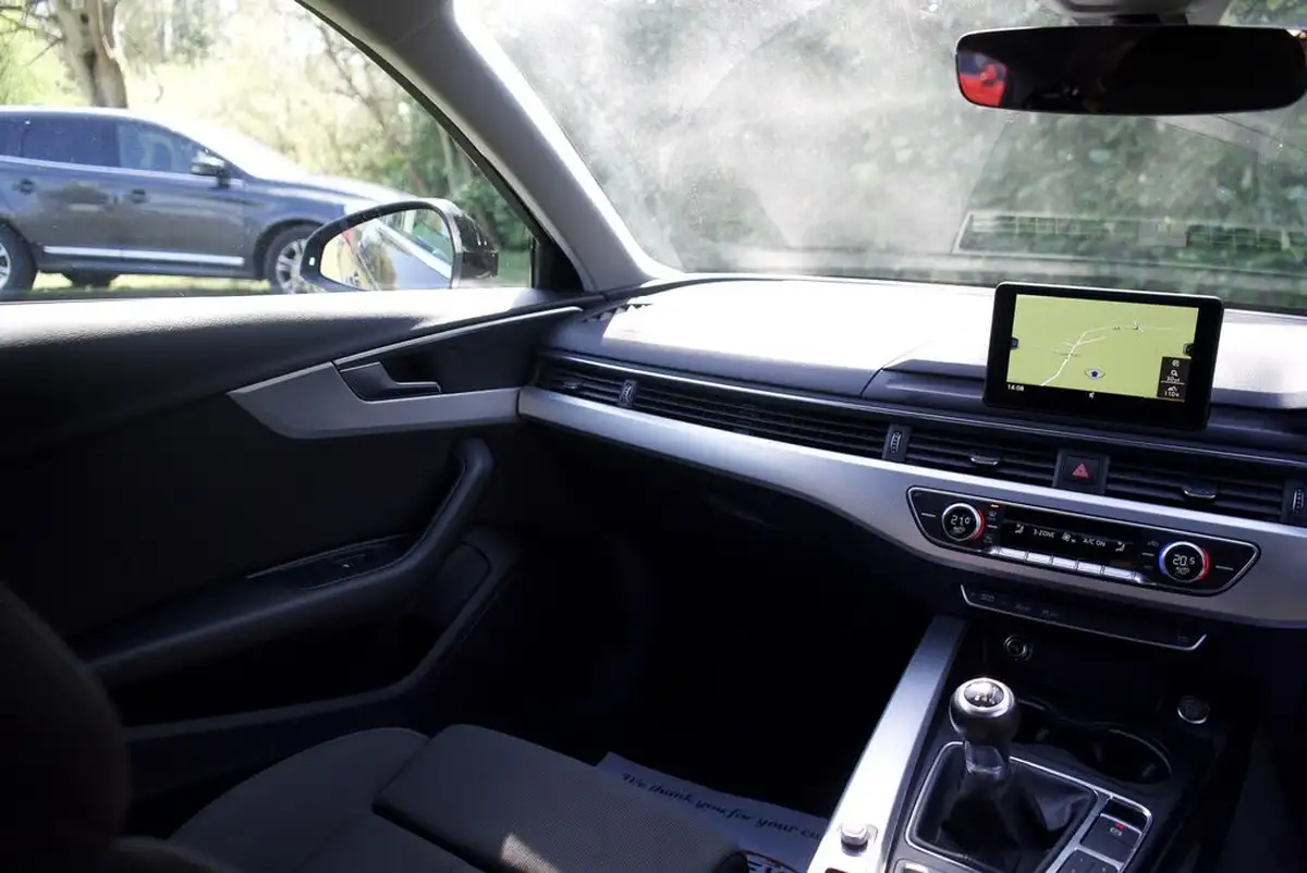 2016-audi-a4-avant-20tdi-ultra-sport-150ps-big-66