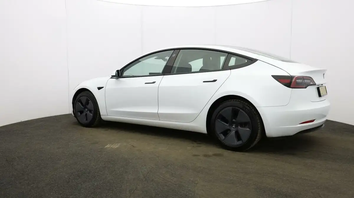 2021-tesla-model-3-e-standard-plus-big-58
