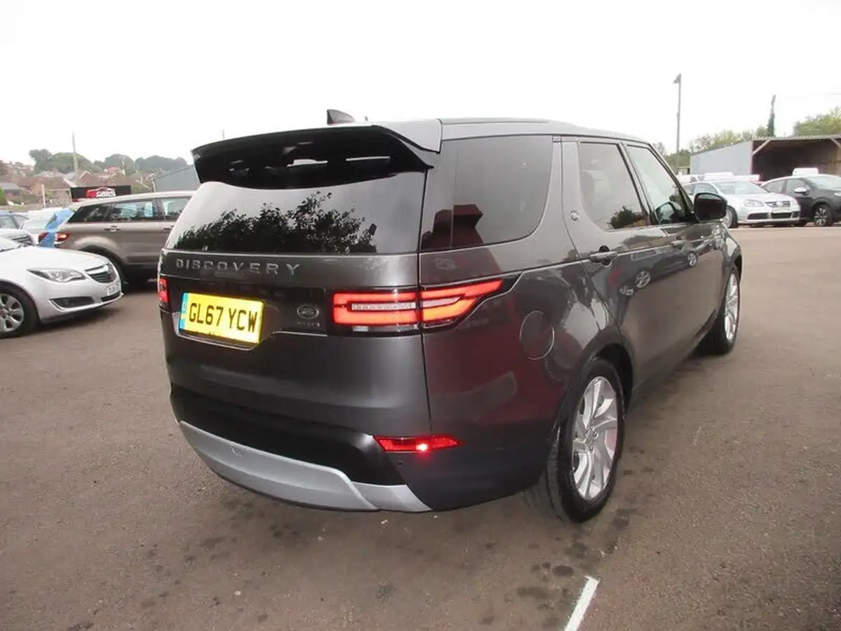 2017-land-rover-discovery-30td6-hse-258pse6-4wd-panel-van-auto-big-5