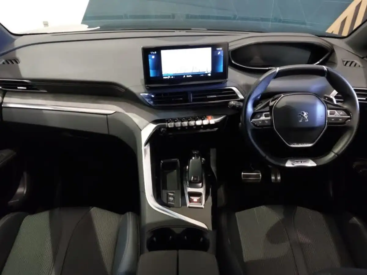 2022-peugeot-3008-suv-12-puretech-gt-eat8-big-2