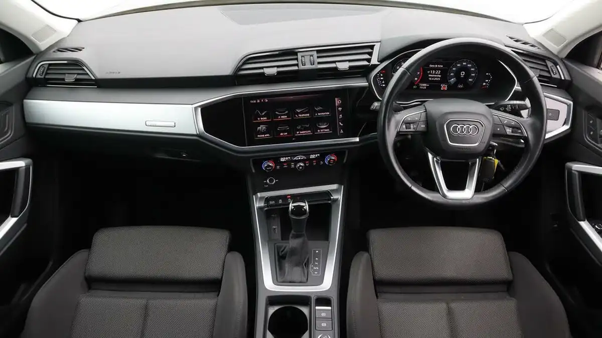 2019-audi-q3-15-35-tfsi-sport-cod-ss-station-wagon-1495cc-s-tronic-big-12