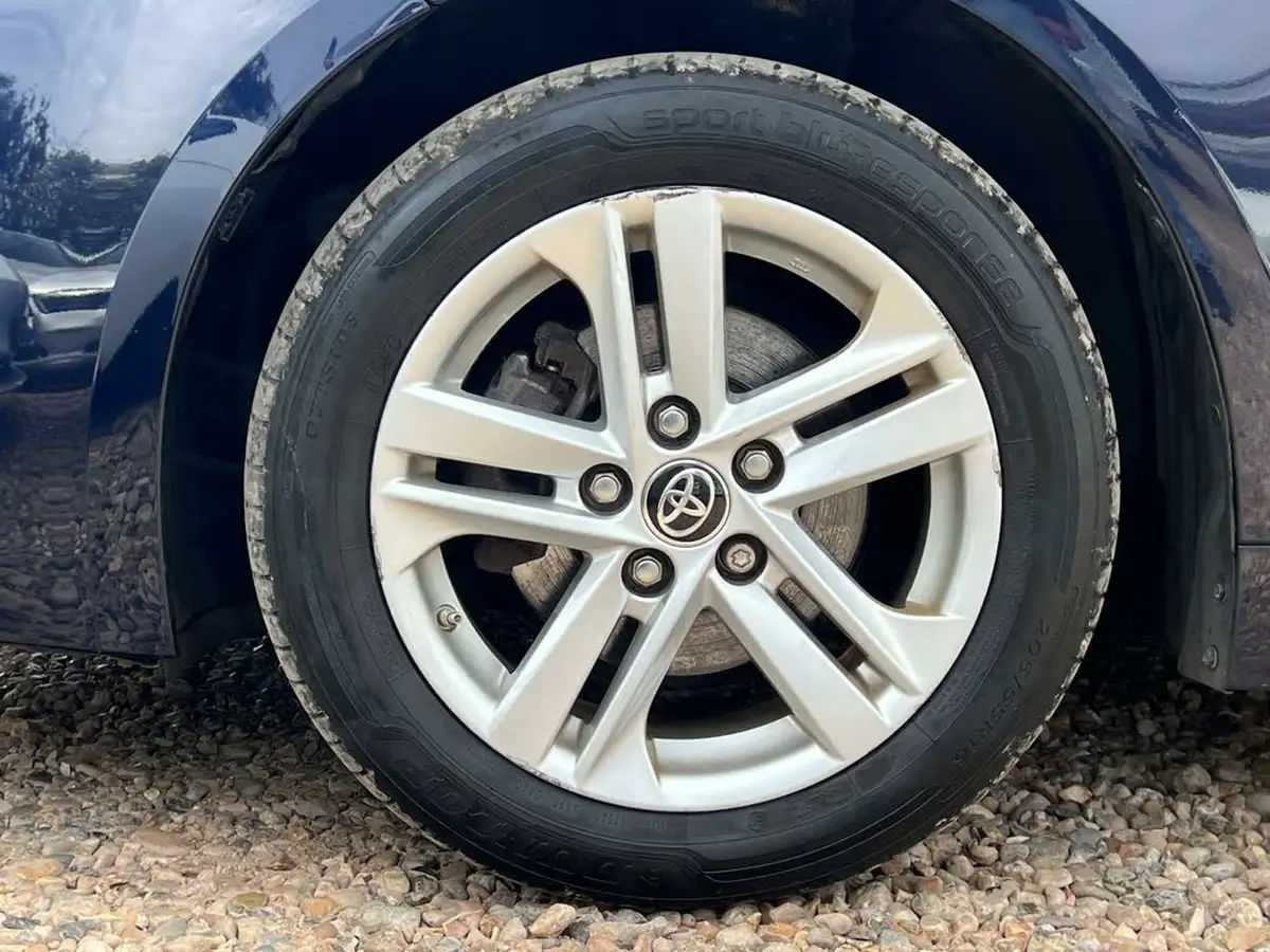 2021-toyota-corolla-18-vvt-i-icon-spare-wheel-hatchback-5d-big-11