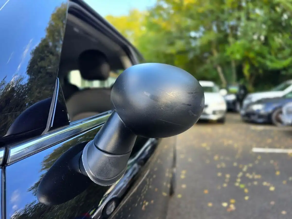 2014-mini-cooper-15td-one-d-98bhp-media-xlss-3d-big-29