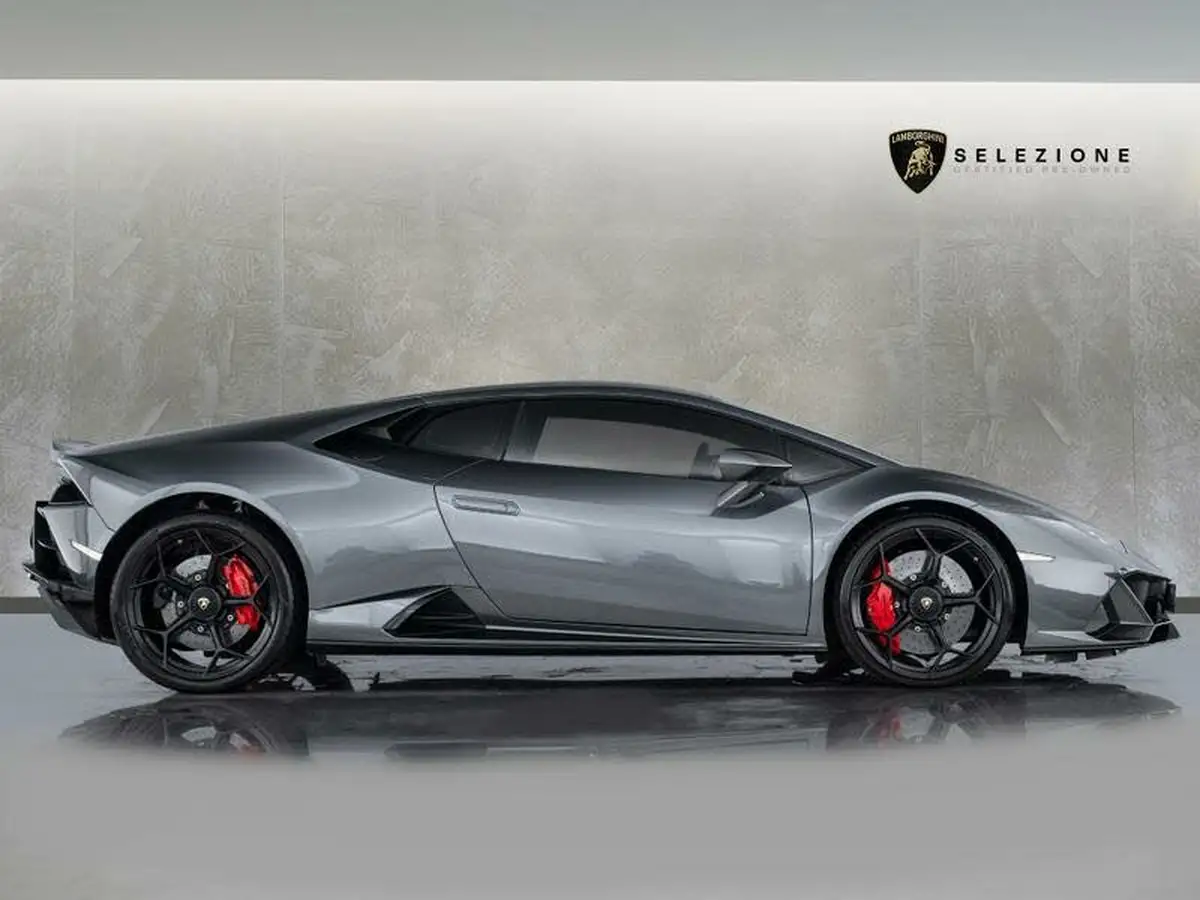 2019-lamborghini-huracan-52-evo-coupe-big-2
