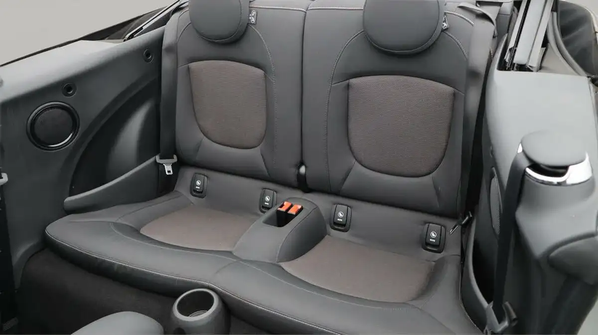 2019-mini-cooper-15-cooper-classic-convertible-2d-auto-big-16