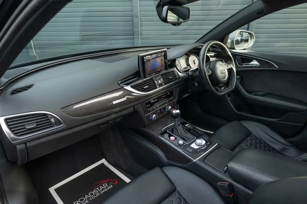 2016-audi-rs6-avant-40-quattro-performance-big-4