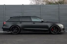 2016-audi-rs6-avant-40-quattro-performance-small-15