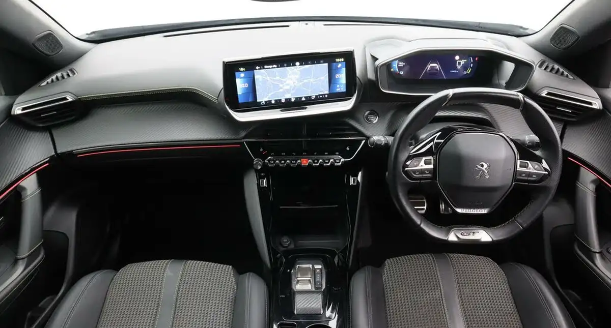 2023-peugeot-2008-suv-e-gt-136bhp-50kwh-station-wagon-big-13