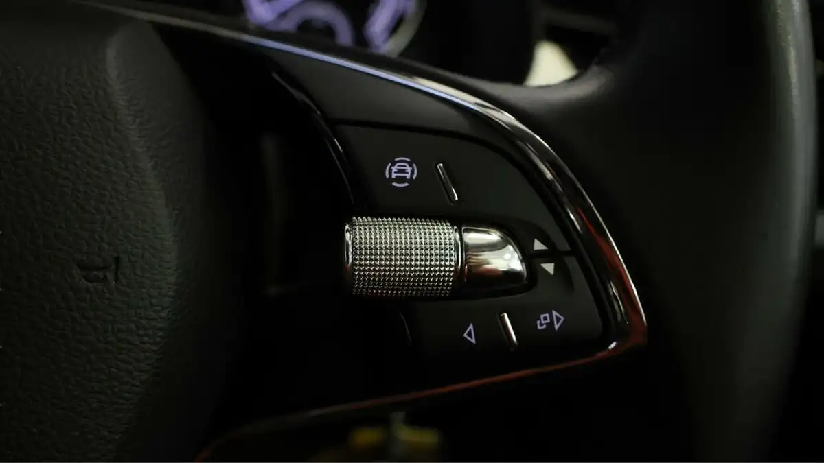 2021-skoda-scala-15-tsi-se-technology-big-22