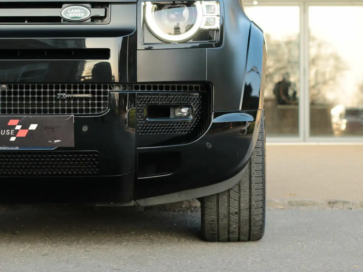 2023-land-rover-110-defender-30-d300-hard-top-x-dynamic-hse-110-big-16