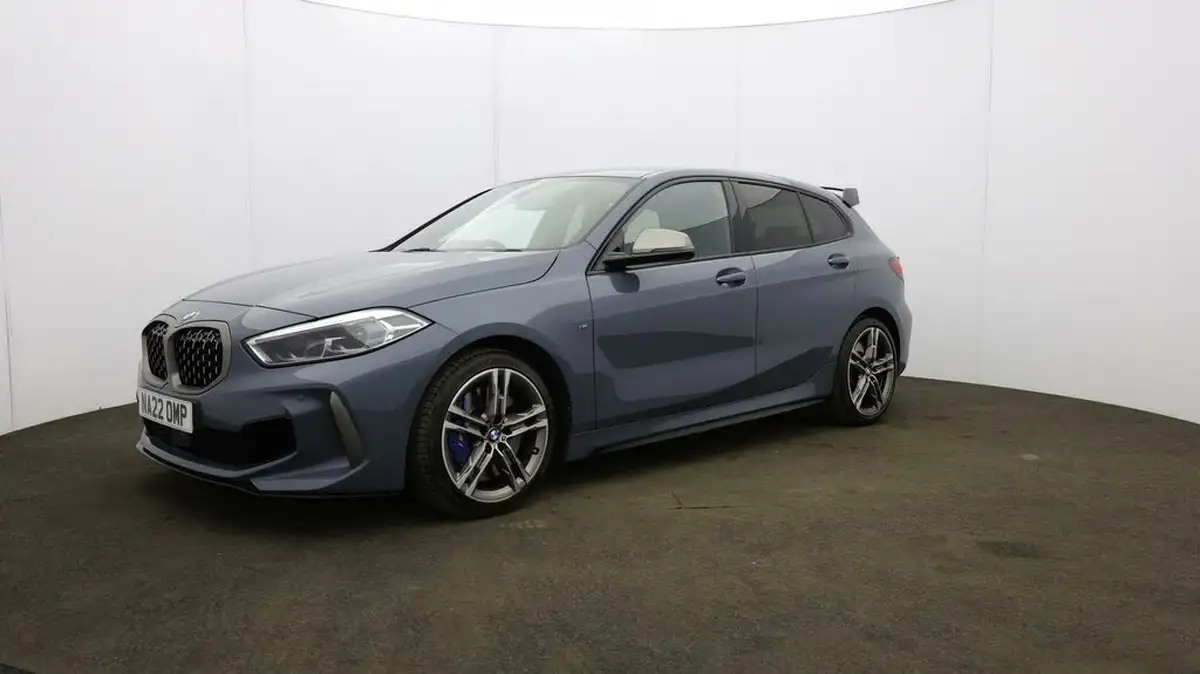 2022-bmw-1-series-20-m135i-xdrive-big-28