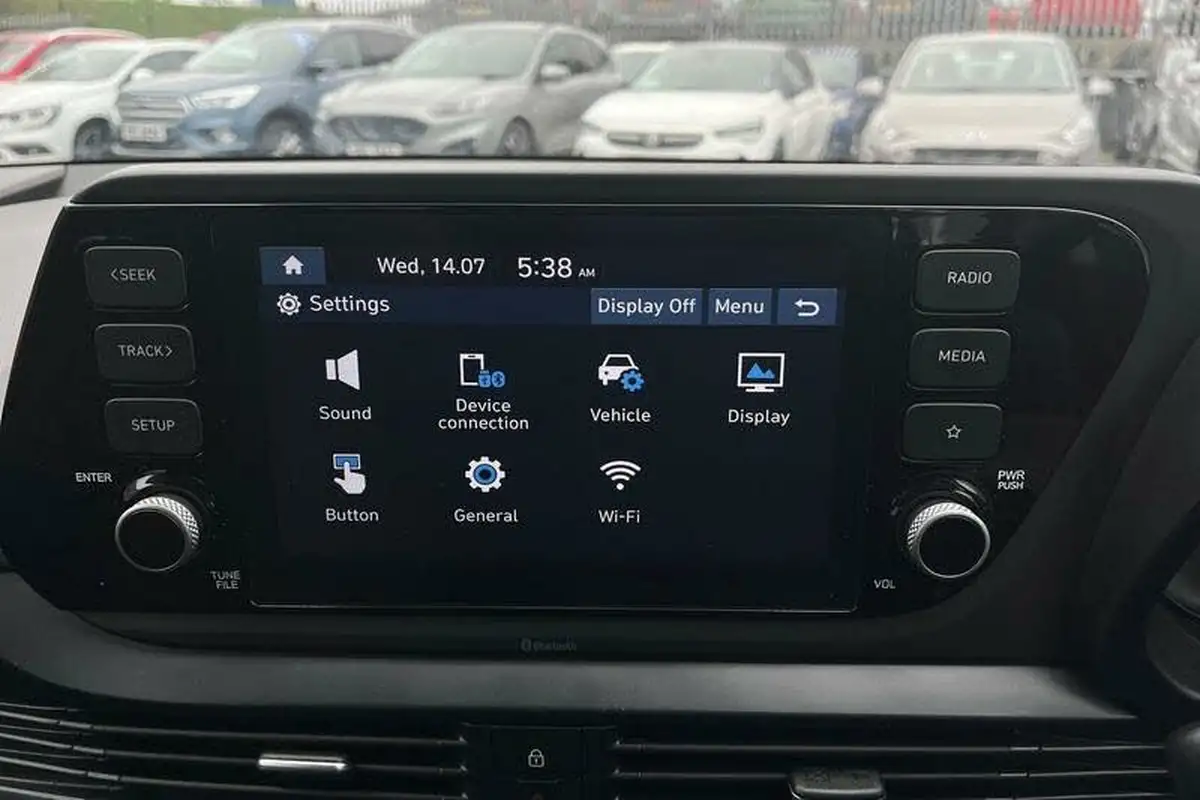 2022-hyundai-bayon-10-t-gdi-se-connect-dct-big-29