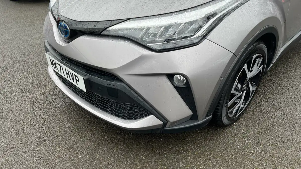 2022-toyota-c-hr-18-vvt-i-design-big-36
