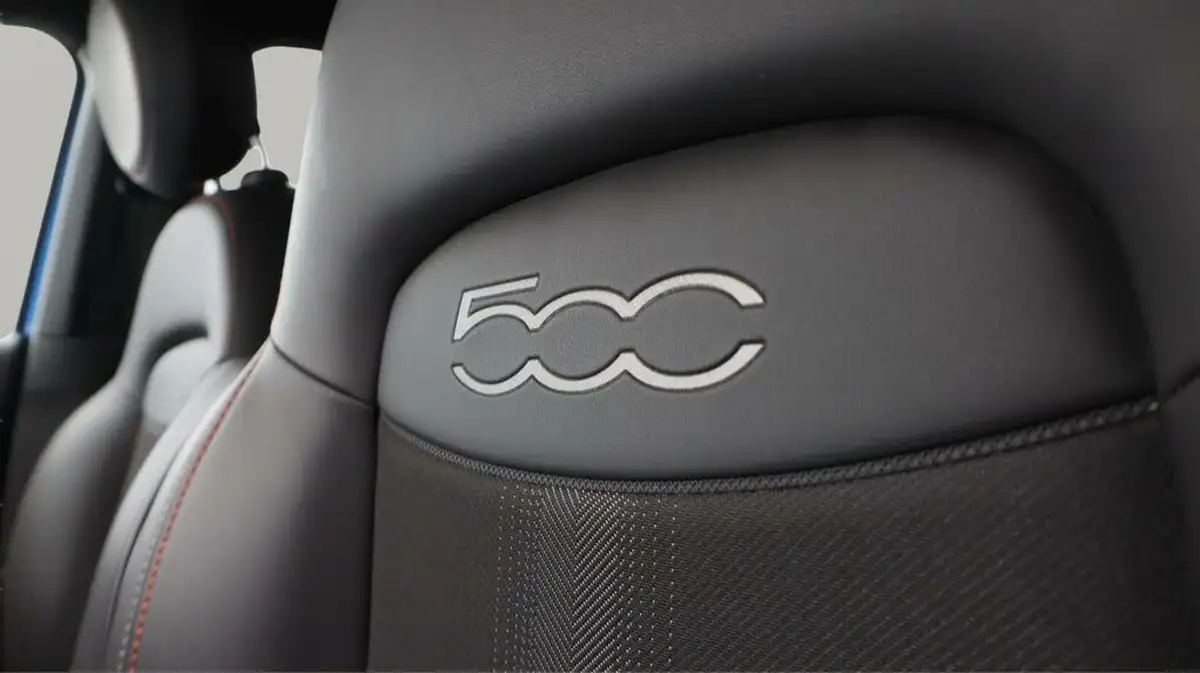2022-fiat-500x-10-firefly-turbo-sport-big-23