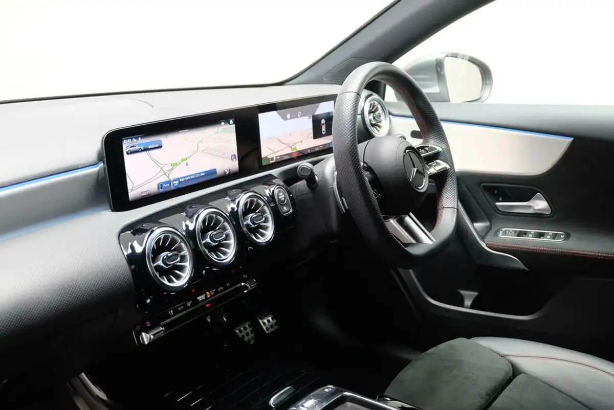 2023-mercedes-benz-a-class-big-10